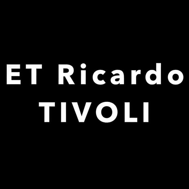 拉丁女郎twink被飓风干