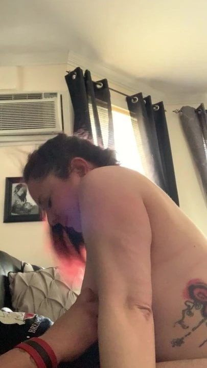 Pig cuckold sucking cock