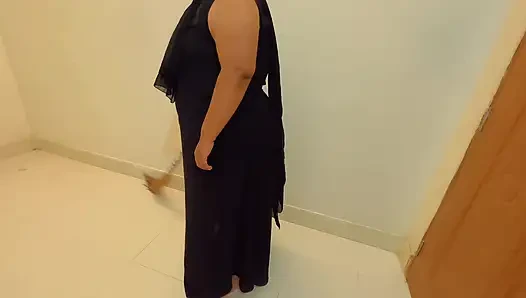I Fuck My Arab Hot Maid in Saudi Arab!