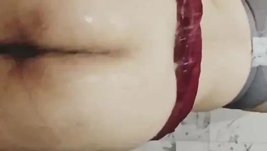 Priya si kakak ipar india lagi pamer pantat bahenolnya