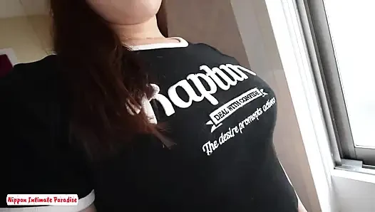 Slender Office Beauty kehrt in einer seltenen Fortsetzung zurück und offenbart Charme, Selbstbewusstsein und Anziehungskraft