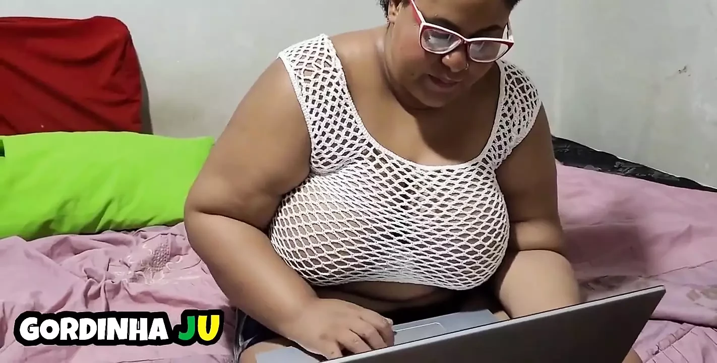 I Went to Study at My Teacher's House and She Fucked Me Until I Came