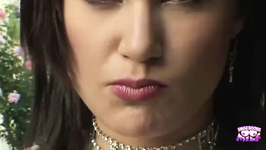 Kontol besar cowok berotot ini dientot habis-habisan sama pacarnya