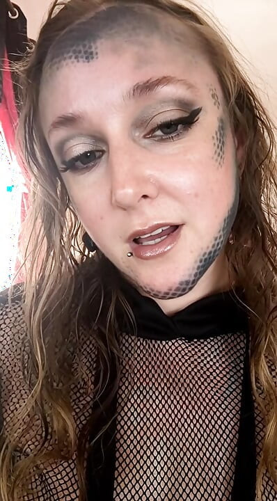 kissica video