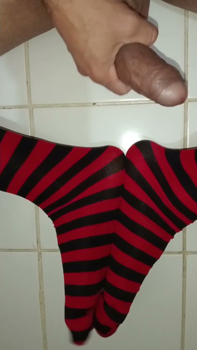 Cum in my mouth, play with your cum, and swallow it, close-up, naughty gay, tongue, sloopy | Clip 2