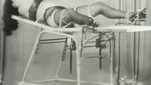 The Girls Tie Themselves up