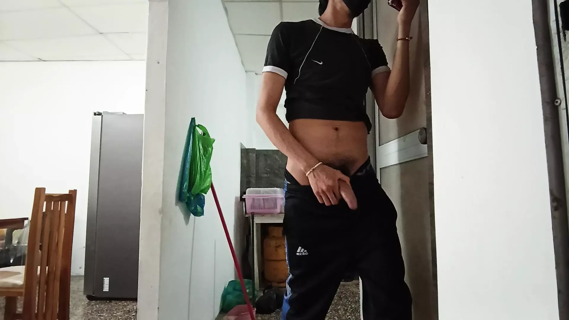 I jerk off my ridiculous cock while looking at a picture of my stepsister on my cell phone