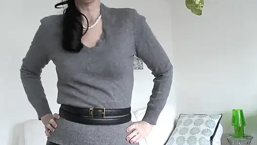 Gürtelarmung im Wohnzimmer, Teil 3, lady Victoria Valente