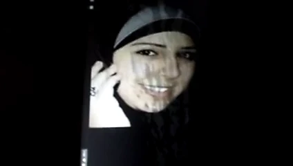 tesettür canavar yüz aroob