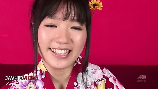 Чувственный тройничок кимоно Chiharu включает в себя знойный минет и горячий кримпай, финал