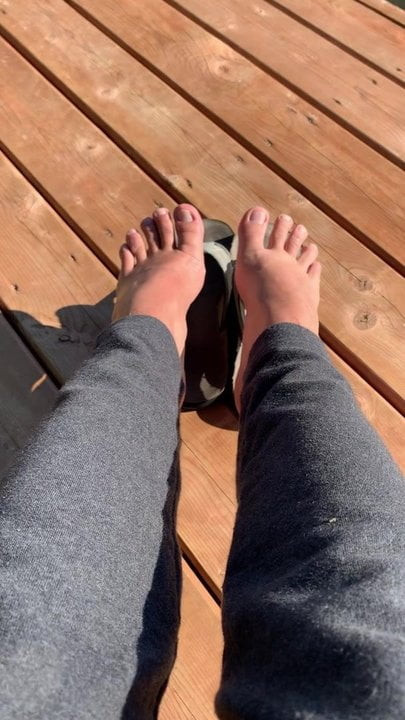 Feet on the lake