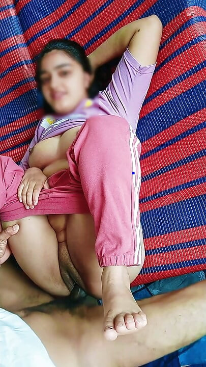 Desi vesnická dívka má ráda těsnou kundičku od jejího přítele, šukání v hotelu Suman řekl, prosím, nestříkej se do kundičky xxx video