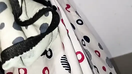 Mallu evli kadın kocasını kayınbiraderi ile aldatıyor