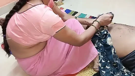 Sevimli üvey erkek kardeşim yatak odasını benimle paylaşıyor, ona kovboy kız üstünde seks yaptım, Hintçe seks