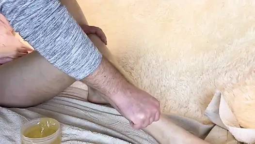 Waxing for My Legs at Home