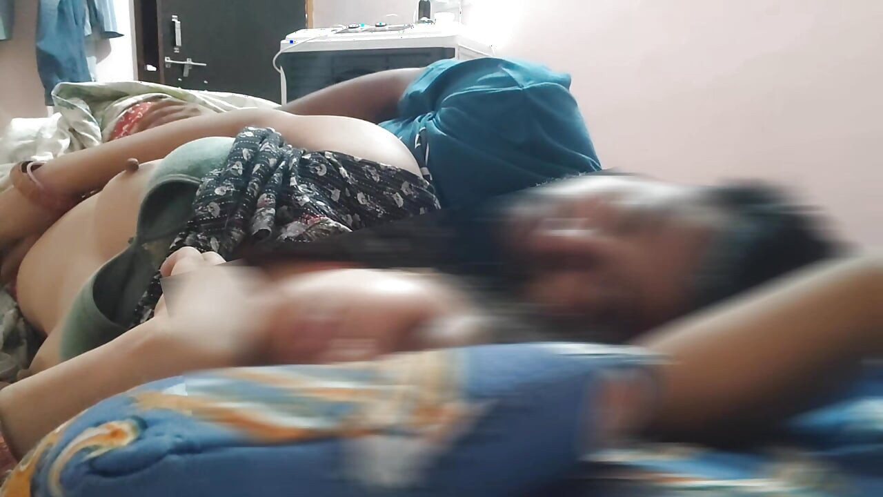 Sexy young Indian hot couples enjoying sex