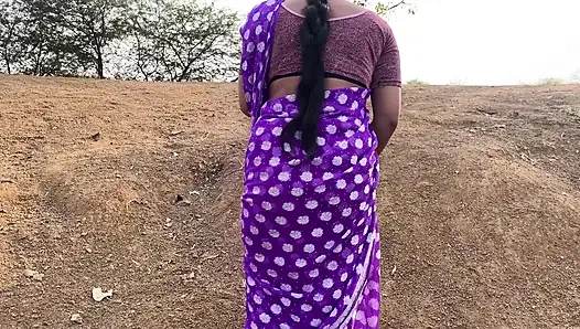 Desi gaon ki güzel yenge açık havada özel seks tam Hintçe ses Hintli ateşli aşk çift ormanda mms video