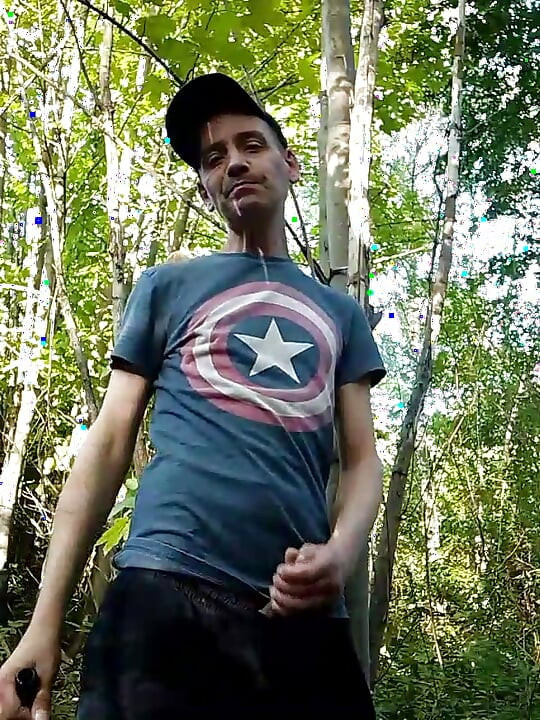 Pissing and jerking off in the park