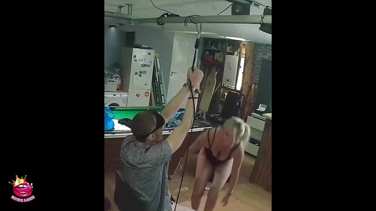 자지를 빨고 따먹히는 핫한 변태 십대
