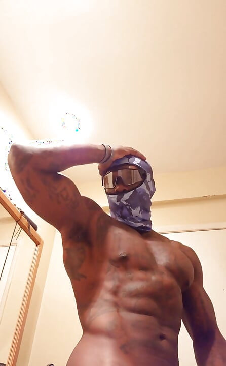 BBC Worship Hallelujah Johnson ( Strategize and Contrive Military Plans ) Tall Dark Chocolate Muscles Tattoos Hairy BBC Halleluj