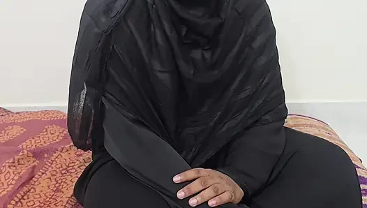 Özel öğretmeni odaya aldım ve onu siktim.