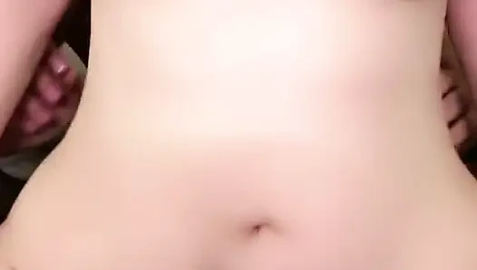 MEINE SCHWÄGERIN, DIE DEN HIJAB TRÄGT, HAT IHRE MUSCHI IN DEN HINTERN GESCHOSSEN BEKOMMEN