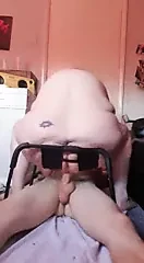 queening chair