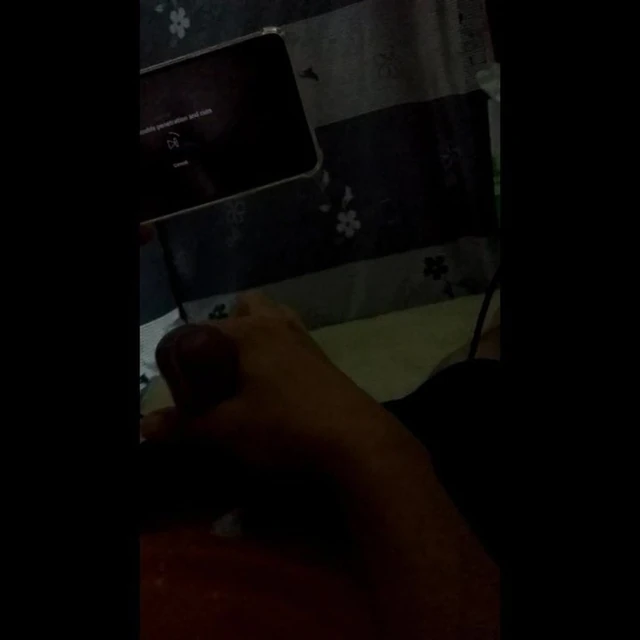 Sobrang libog ko, miss kuna kumantot