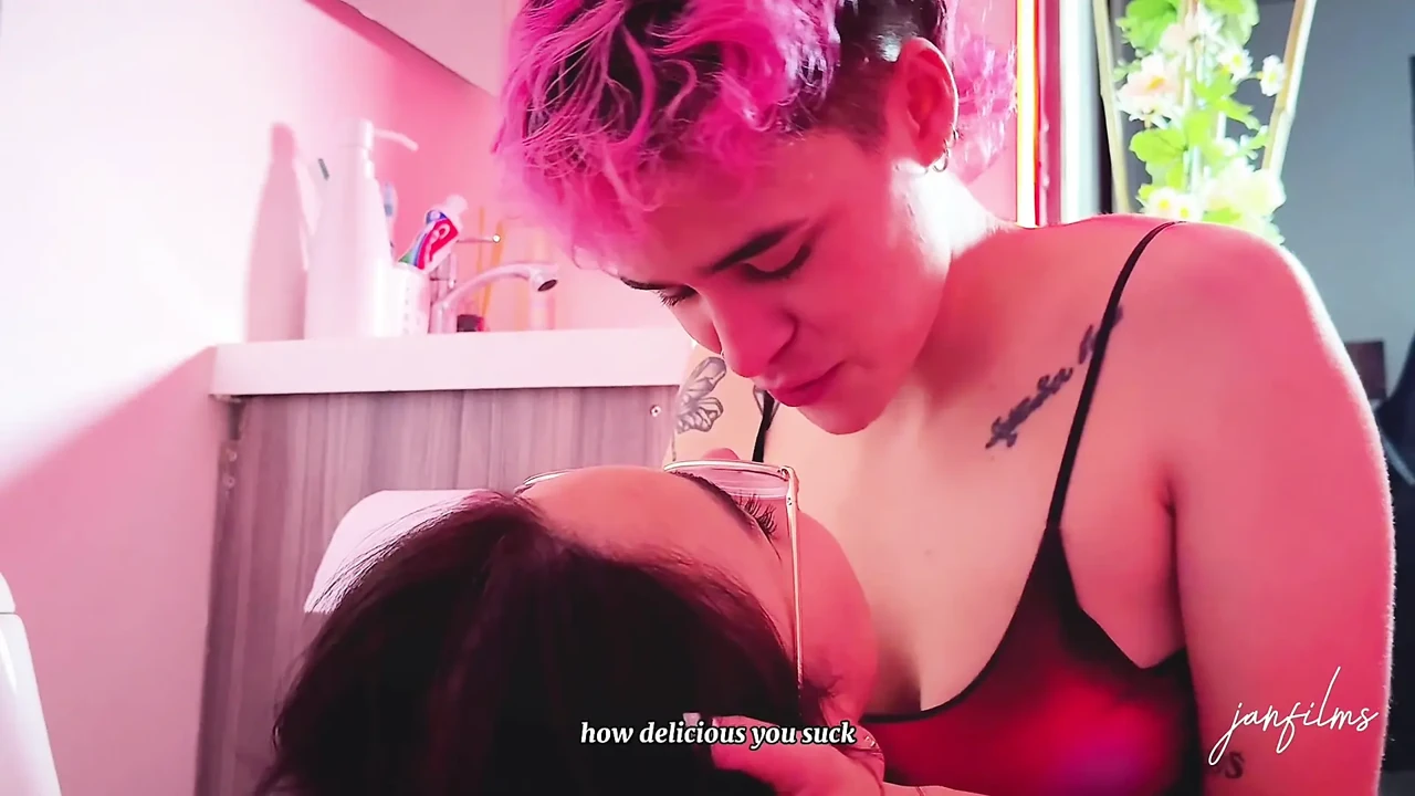 有点吹箫！在外出派对之前。Alexa Pink的阴道是如此美味