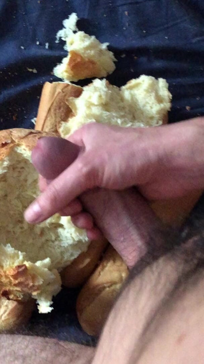 ekmek üzerinde Cum