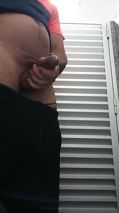 İşedim ve süpermarkete geldim