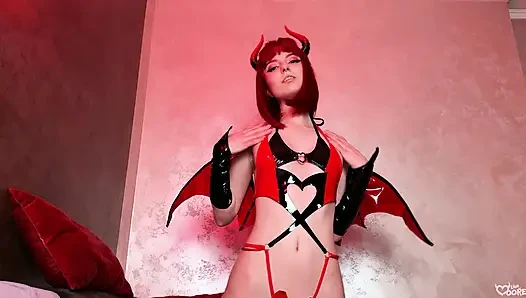 Succubus seksi membuatnya muncrat 2 kali