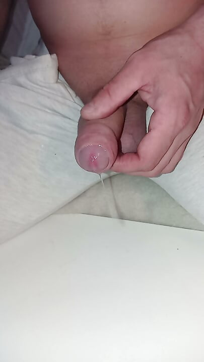 Riesiger Cumshot in 6 Etappen