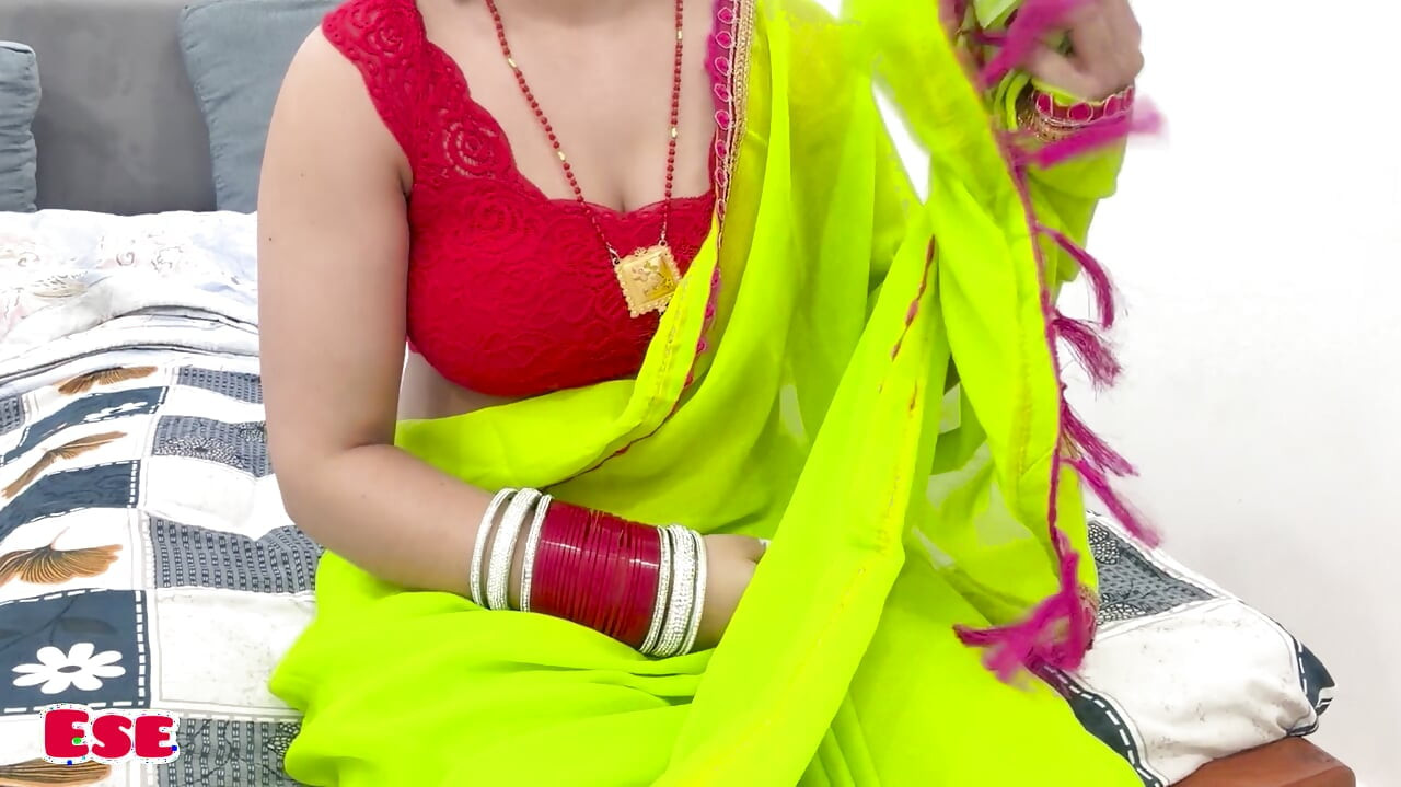 Fan Theek Karne Aaya Electrician aur Bhabhi Ki Chudai HOgyi....