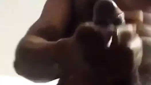 Siyah boşalmak için güzel beyaz yüz