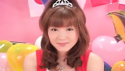 Memek berbulu gadis remaja imut jepang dientot habis-habisan