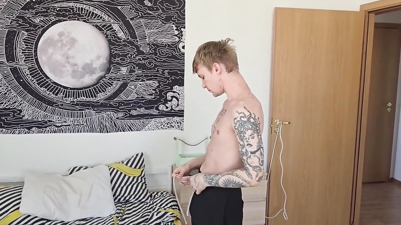 Seduced a Student with a Big Dick for Sex, Fucked a Tight Student Asshole and Finished