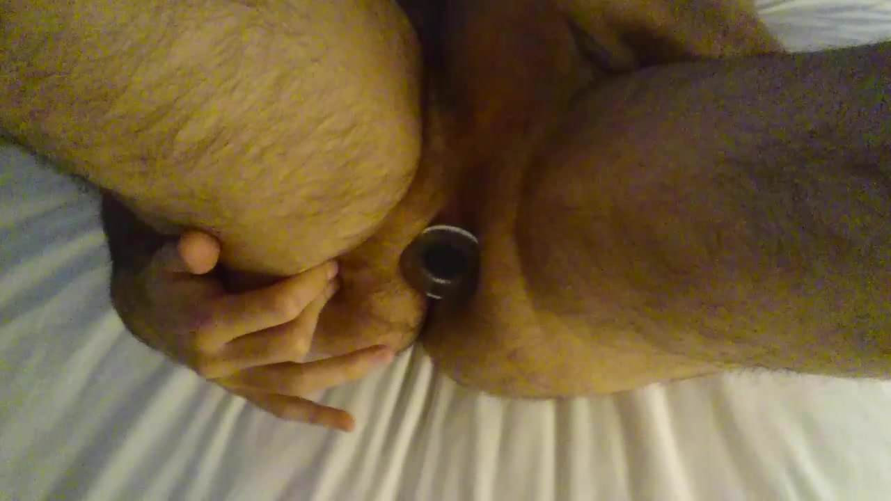 Butt plug and bate