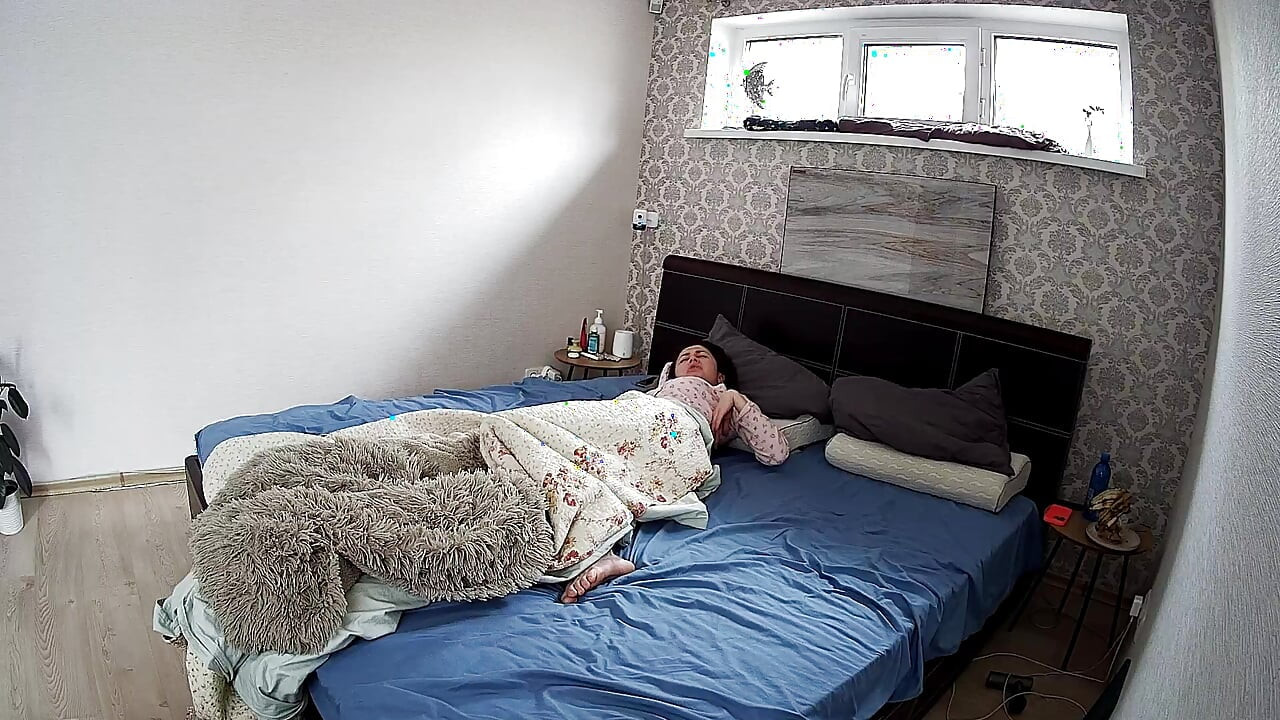 Kamila & danildo lagi asik pagi-pagi di kamar tidur 5 - rekaman seks amatir asli