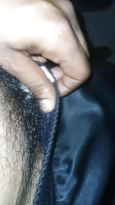 Guy exploited old construction scheme to penetrate a brick wall