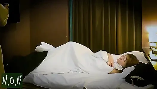 Keramaian yang tidak dikenal, pekerjaan sampingan rahasia setelah mendapat tawaran kariernya