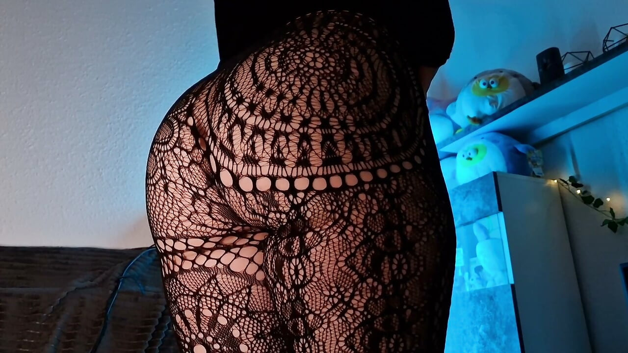 Thicc Ass in Tights - Monari
