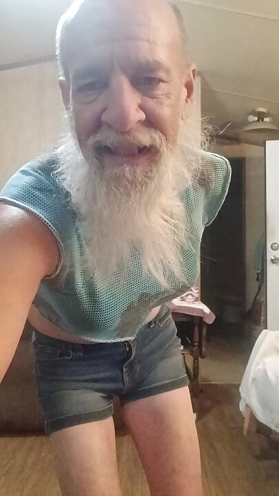 Sissy Stacy treba tatu