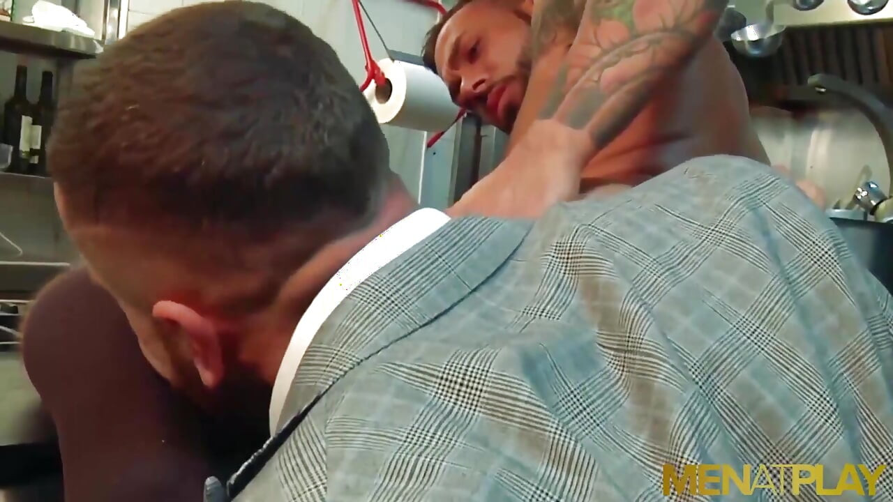MENATPLAY - Businessman Emir Boscatto bangs Sergi Rodriguez