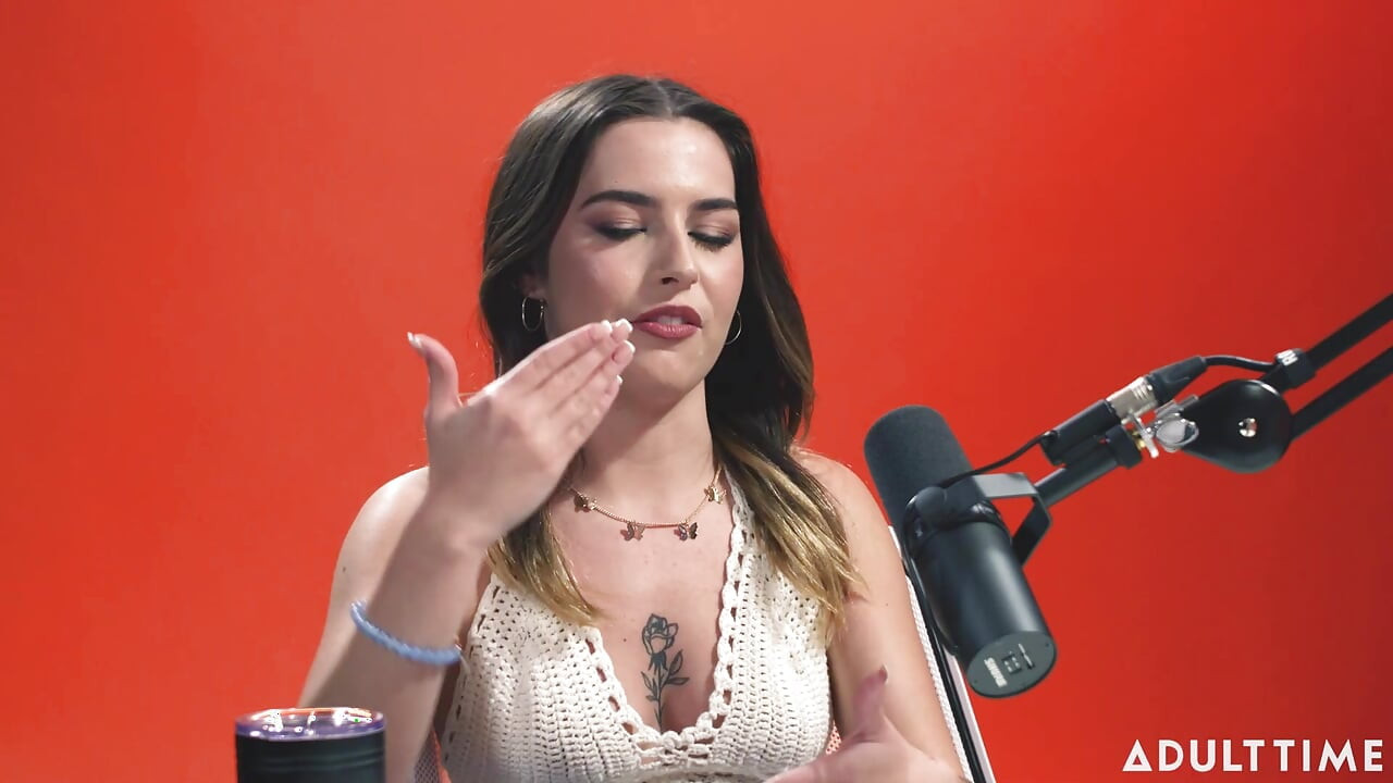 Chanel Camryn the Quiver Queen | the Adult Time Podcast