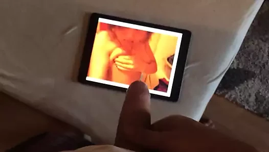 Auf die kleine geile hot4youbb gewichst