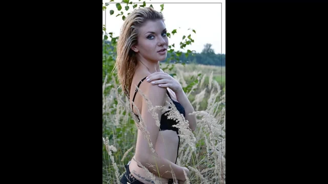 readhead webcam freecams Slim horny kitty in stockings