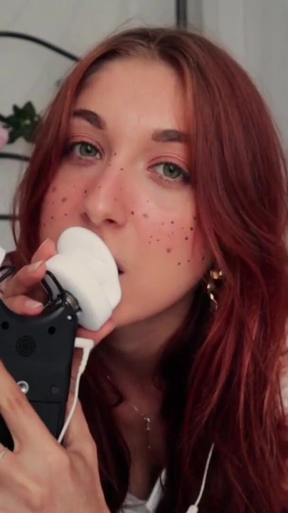 Spectacular moment from "ASMR FRENCH JOI - Whispered instructions with countdown."