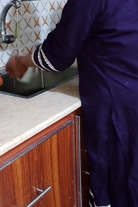 Indian Husband Has Sex with His Wife in the Kitchen