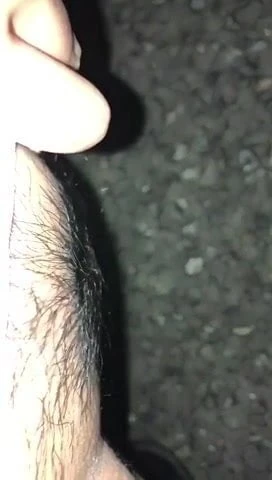 Spanish Brunnette with hairy pussy outdoor pee
